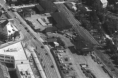 images/cards/history/img1998.jpg